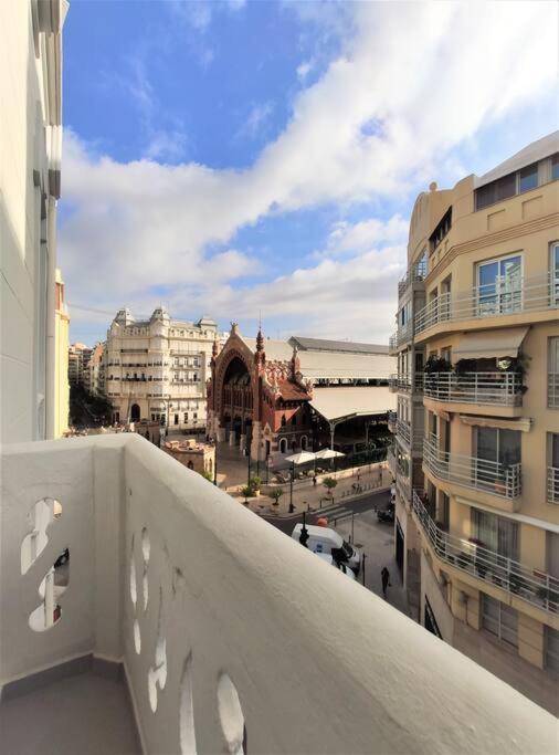 Suite De Lujo Frente Al Mercado Colon. Only Adults 瓦伦西亚 外观 照片